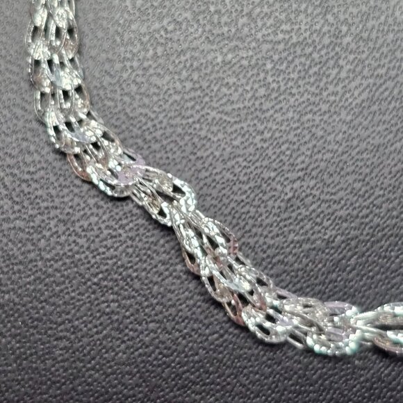 Sterling‎ Silver Elegant Chain Bracelet with Hook Clasp (NWOT) - Picture 4 of 4